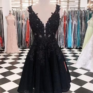 Elegant A-line Deep V-neck Lace Homecoming Dresses..
