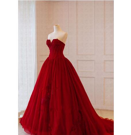 Red masquerade hot sale ball dresses