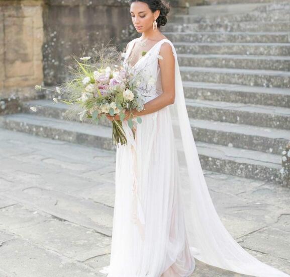Romantic Bohemian Boho V Neck Spring Wedding Dresses Lace Tulle