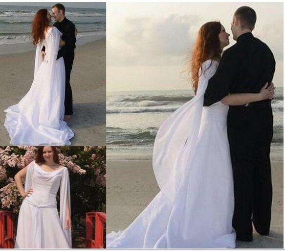 Retro Celtic Wedding Dresses With Long Sleeves Angel Wings Flowing