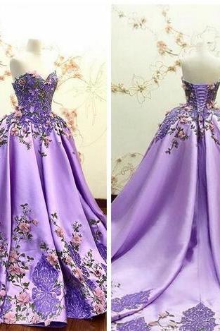 Beautiful Sweetheart 3d Flowers Adorned Prom Dresses Embroidery Satin Lace Appliques Bandage Formal Special Occasion Evening Party Gowns