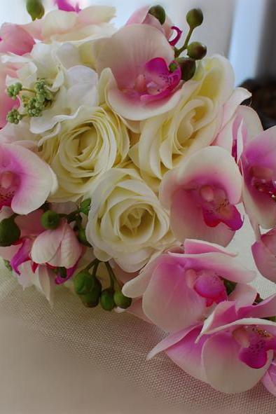 New Arrival Wedding Bouquet Handmade Flowers Ivory and Light Pink Teardrop Cascade Bridal Bouquet Wedding bouquets
