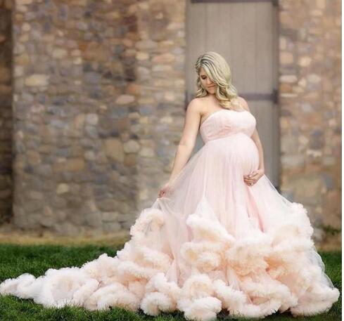 2018 Pink Maternity Long Cloud Strapless Pregnant Wedding Dresses